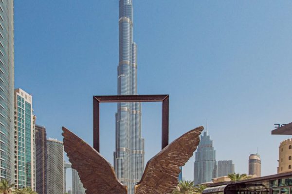 This guide helps buyers, sellers and investors navigate Dubai's busy 2026 property market by showing how to find trustworthy property development companies in D...